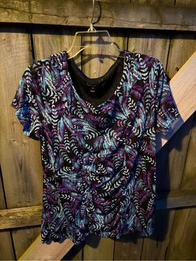 Fashion bug feather mesh top with ruching